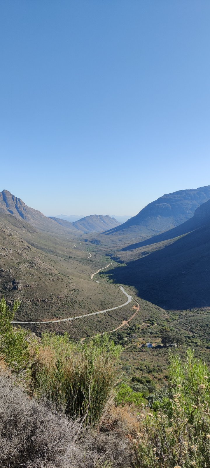 Mountain pass road, Western Cape